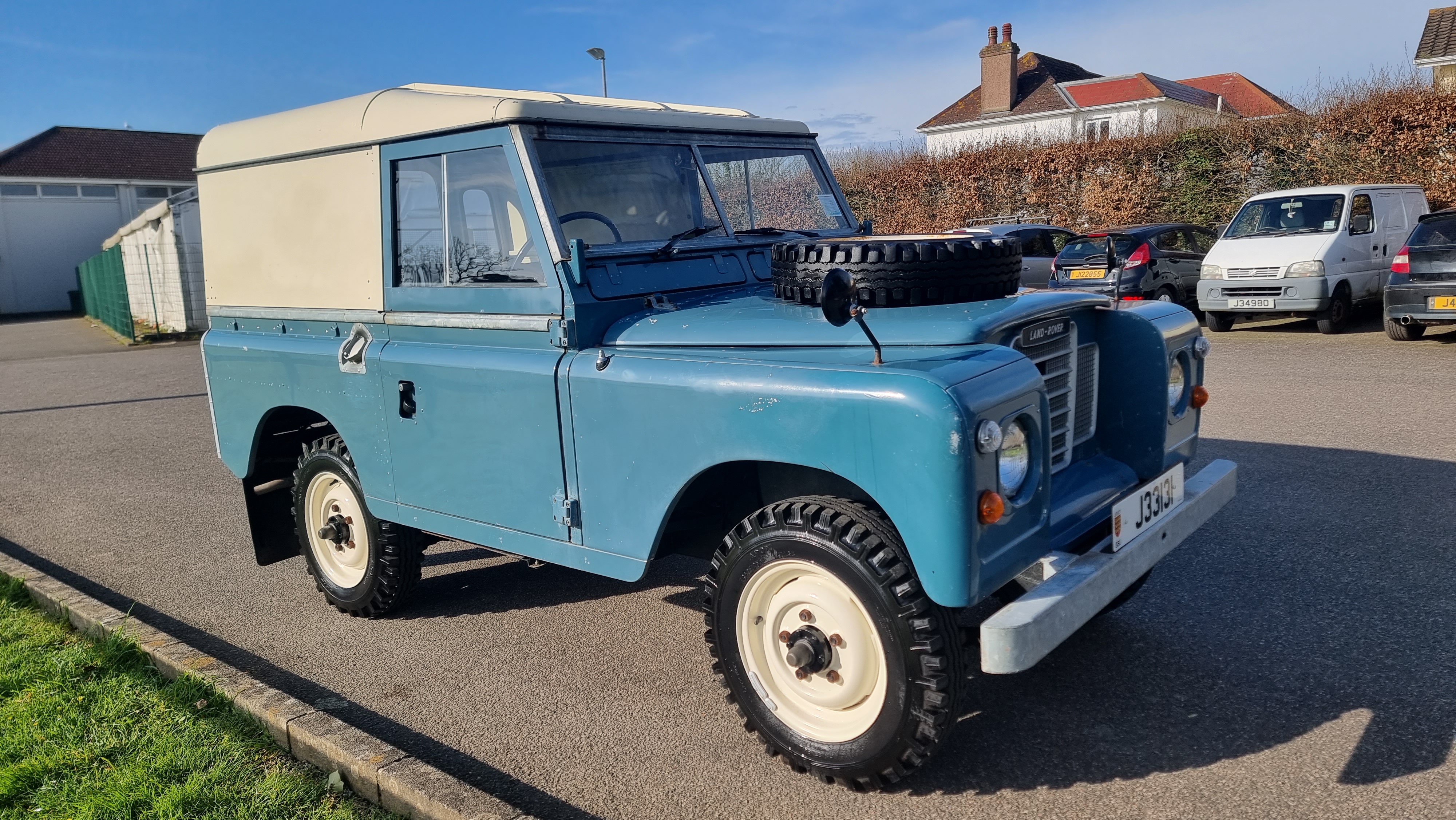 Land Rover Series 111